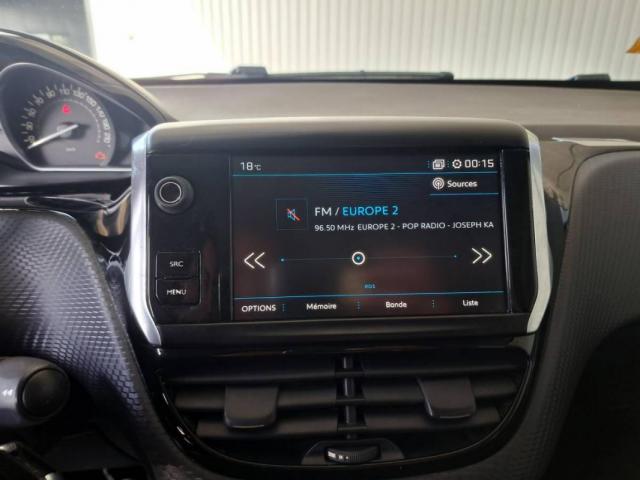 Peugeot 2008 image 6
