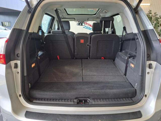 Ford C-Max image 2