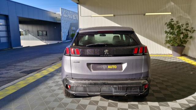 Peugeot 3008 image 2