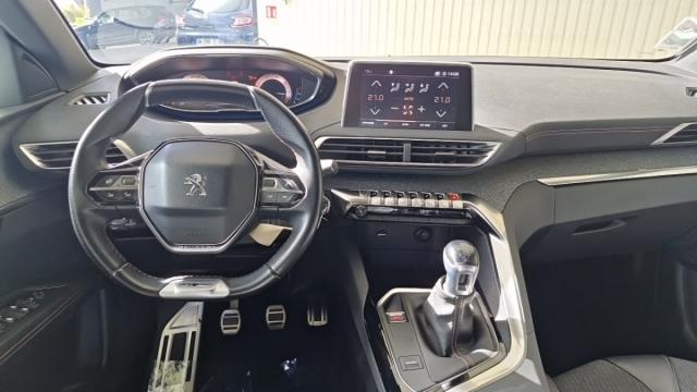 Peugeot 3008 image 3