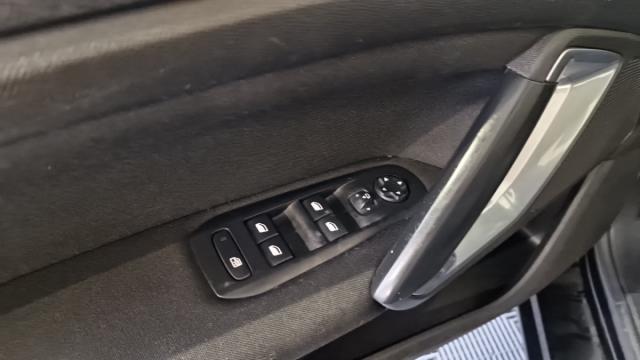 Peugeot 308 Sw image 2