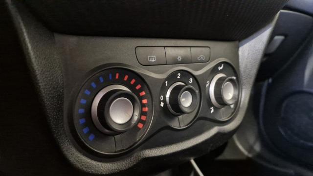 Alfa Romeo Mito image 9