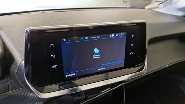 Peugeot 208 image 3