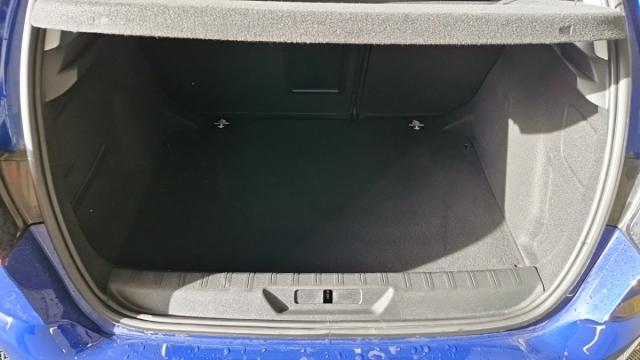 Peugeot 308 image 8
