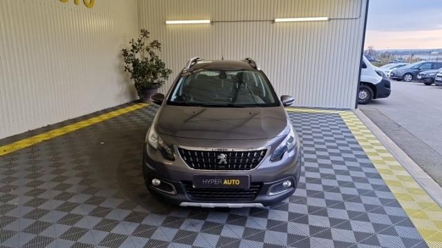 Peugeot 2008 image 3