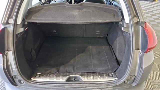 Peugeot 2008 image 2