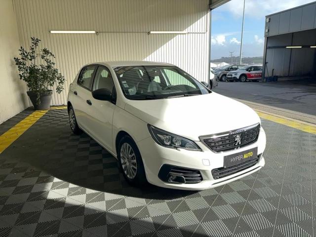 Peugeot 308 image 2