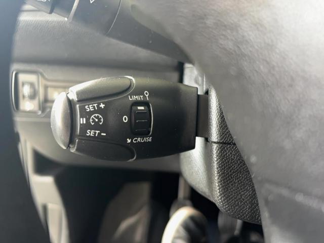 Peugeot 308 image 1