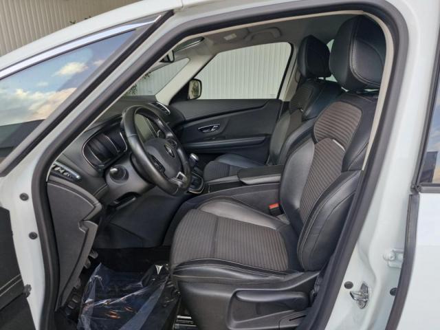 Renault Grand Scénic image 7