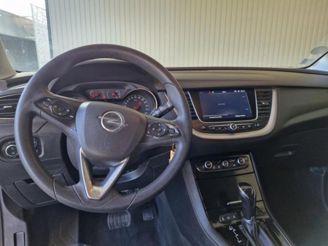Opel Grandland X image 2