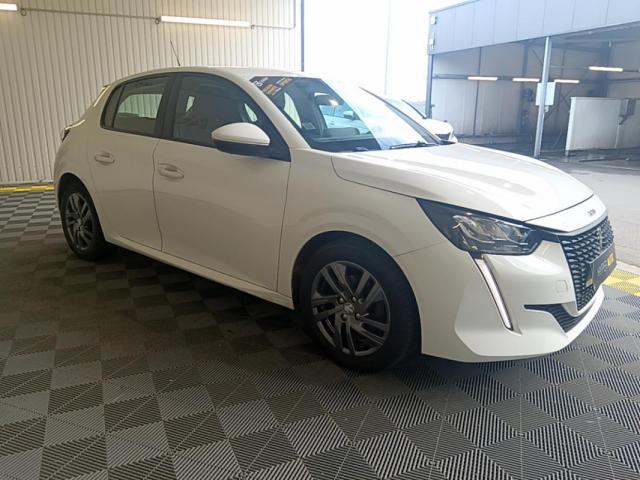 Peugeot 208 image 9