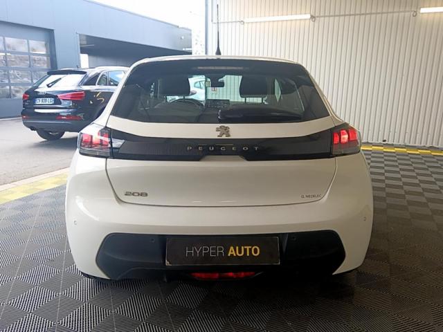 Peugeot 208 image 6