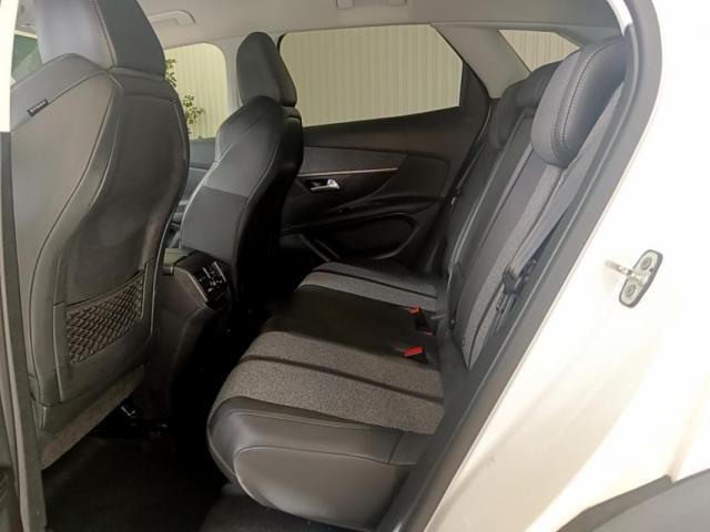 Peugeot 3008 image 8