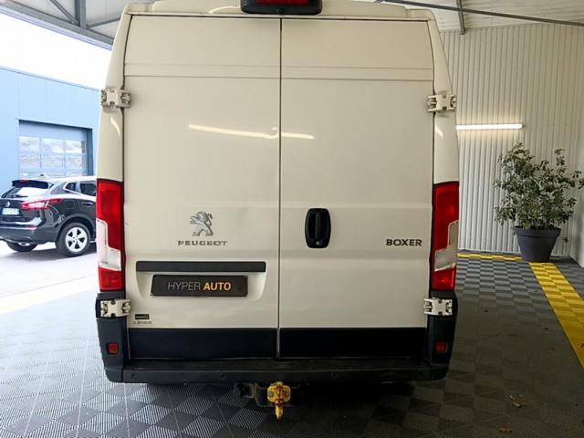 Peugeot Boxer image 1