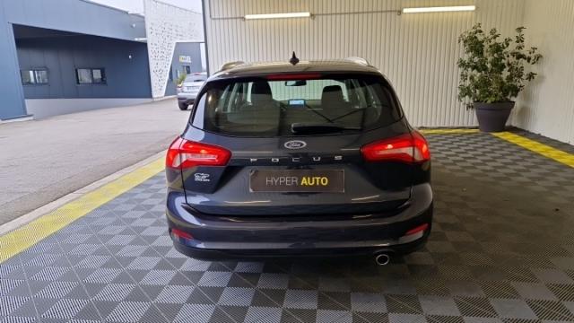 Ford Focus image 9
