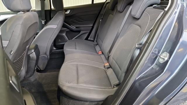 Ford Focus image 4