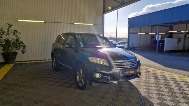 Toyota Rav4 image 8