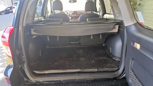 Toyota Rav4 image 6