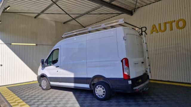 Ford Transit image 2