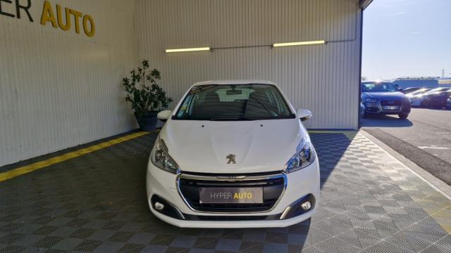 Peugeot 208 image 7
