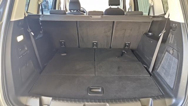 Ford S-Max image 1