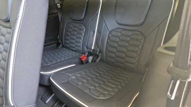 Ford S-Max image 8