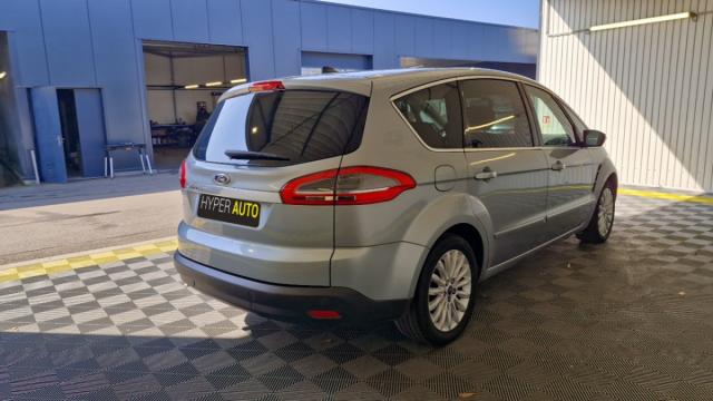 Ford S-Max image 4