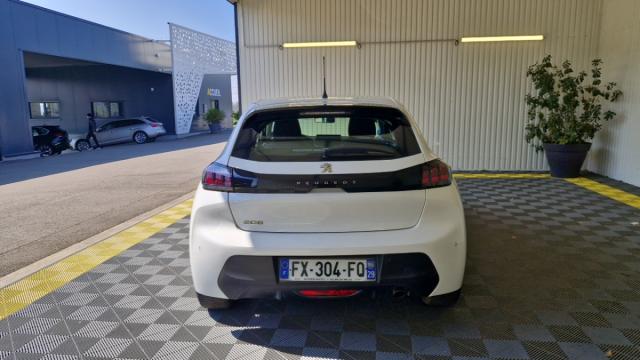 Peugeot 208 image 7