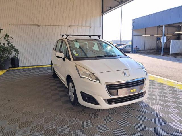 Peugeot 5008 image 6