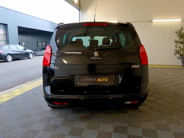 Peugeot 5008 image 8