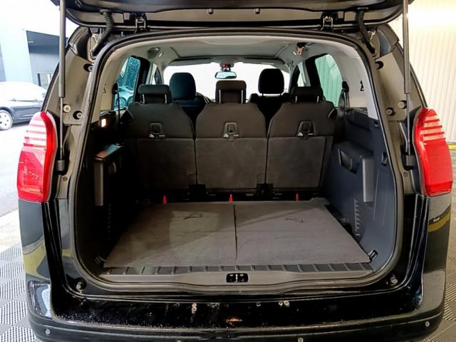 Peugeot 5008 image 4