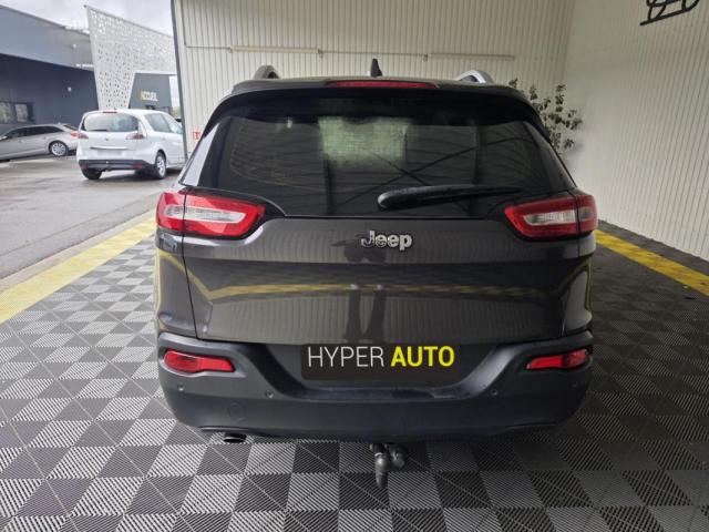 Jeep Cherokee image 2