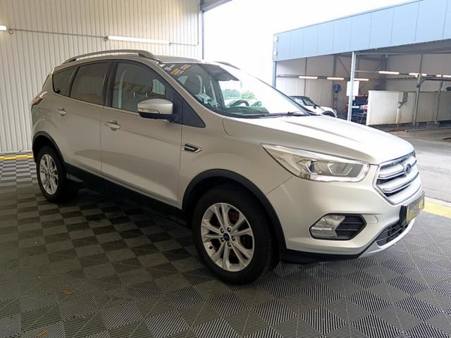 Ford Kuga image 3