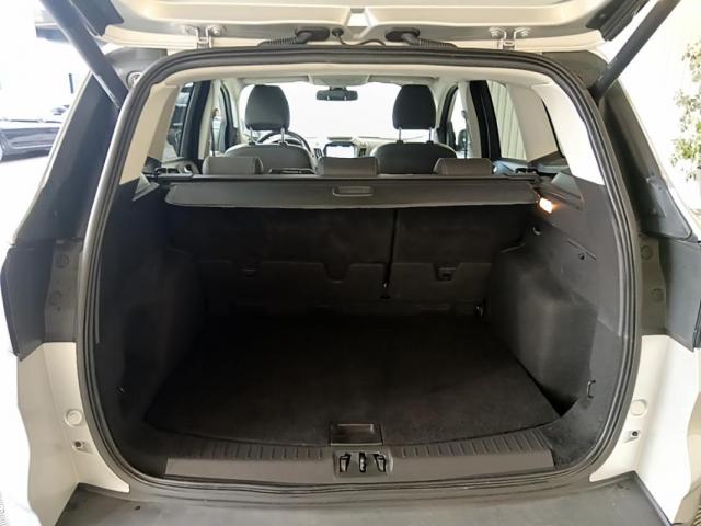 Ford Kuga image 6