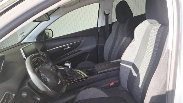 Peugeot 3008 image 5