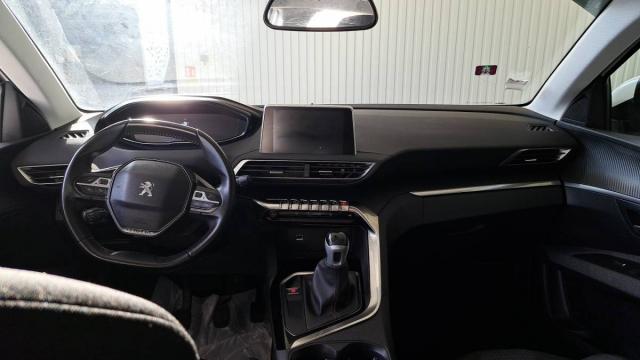 Peugeot 3008 image 6