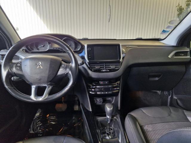 Peugeot 2008 image 7
