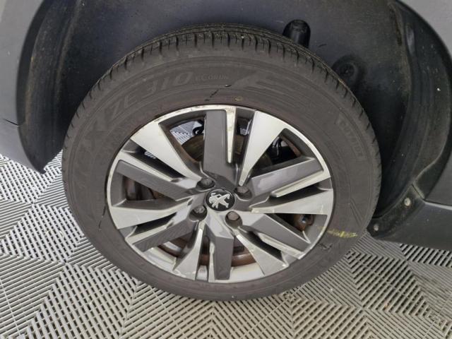 Peugeot 2008 image 1