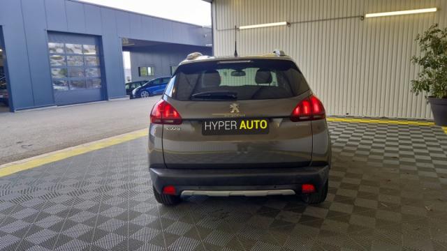 Peugeot 2008 image 6