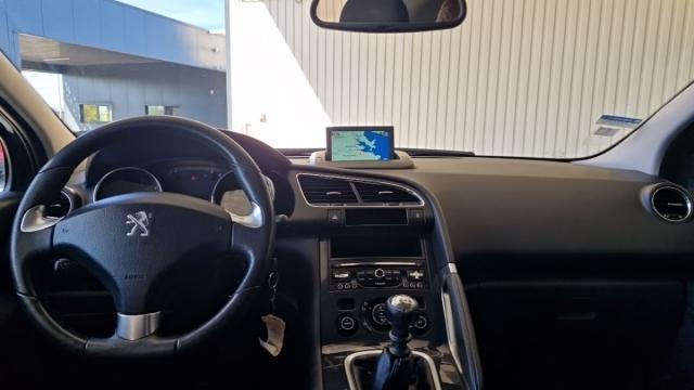 Peugeot 3008 image 9