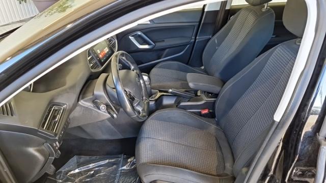 Peugeot 308 image 9