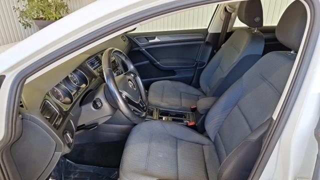 Volkswagen Golf image 8