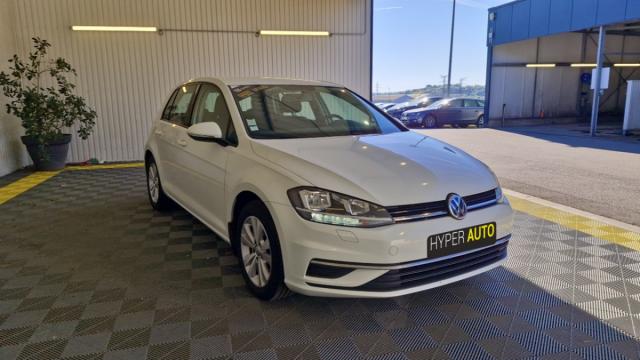 Volkswagen Golf image 9