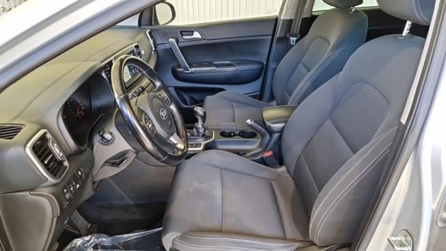 Kia Sportage image 6