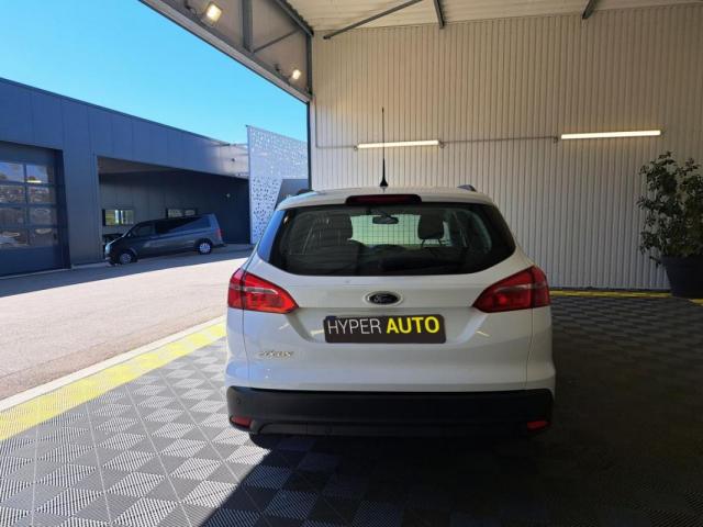 Ford Focus image 5