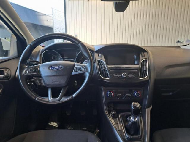 Ford Focus image 6