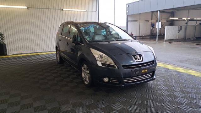 Peugeot 5008 image 3