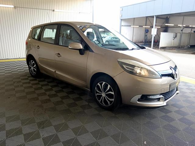 Renault Grand Scénic image 4