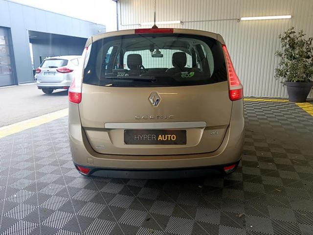 Renault Grand Scénic image 9