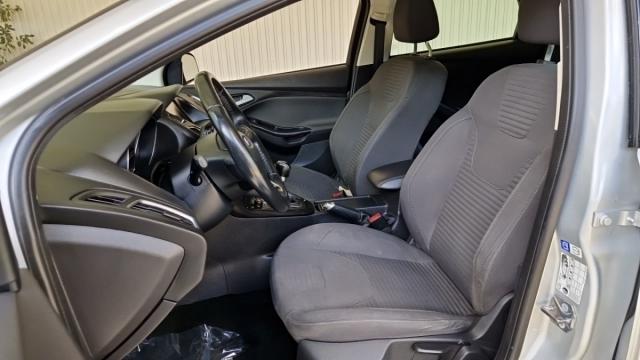 Ford Focus image 7